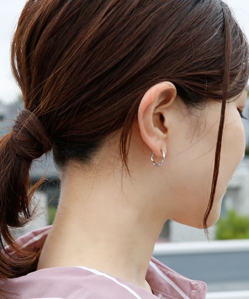 colleca la（コレカラ）の「セットフープイヤリング[twist]（イヤリング・レディース・シルバー/ゴールド・ﾌﾘ-）」の7枚目の写真