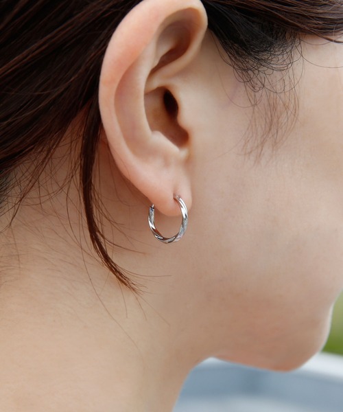 colleca la（コレカラ）の「セットフープイヤリング[twist]（イヤリング・レディース・シルバー/ゴールド・ﾌﾘ-）」の9枚目の写真
