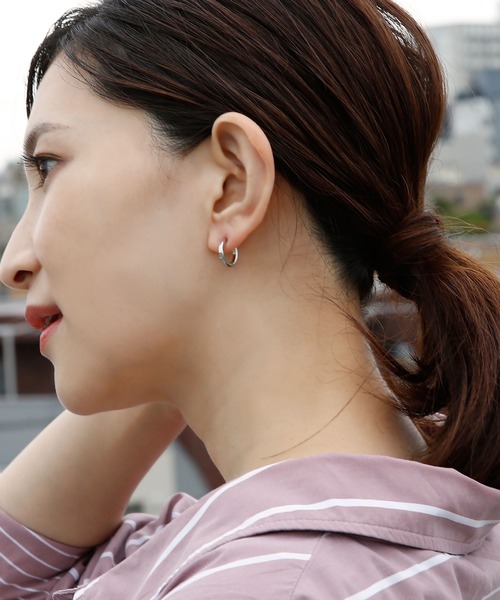 colleca la（コレカラ）の「セットフープイヤリング[twist]（イヤリング・レディース・シルバー/ゴールド・ﾌﾘ-）」の8枚目の写真