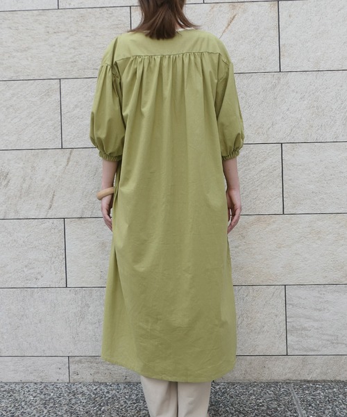 CORNERS（コーナーズ）の「リネンタッチパイピングガウンワンピ（ワンピース・レディース・ベージュ/ライム/アイボリー・M）」の6枚目の写真