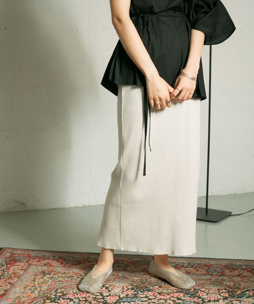 KBF（ケイビーエフ）の「リブタイトスカート（スカート・レディース・ブラック/グリーン/アイボリー・ONE）」の8枚目の写真