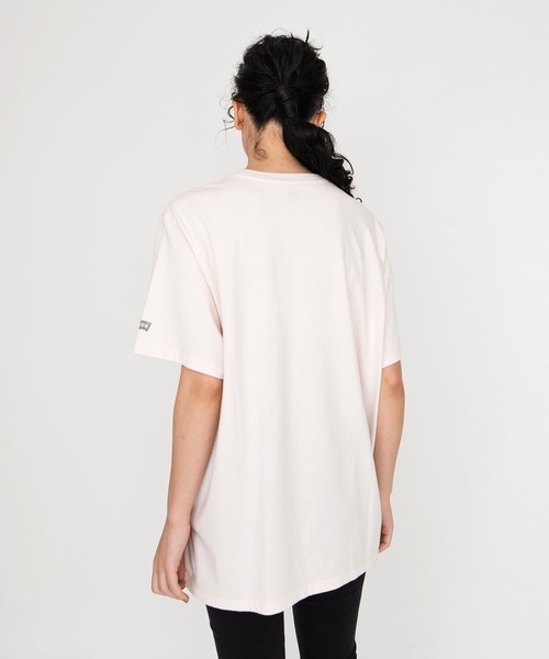 Levi's（リーバイス）の「GRAPHIC JET TEE WAS IT A DREAM? ALMOST MAUVE（Tシャツ/カットソー・レディース・マルチ・M/XS/L/S）」の7枚目の写真