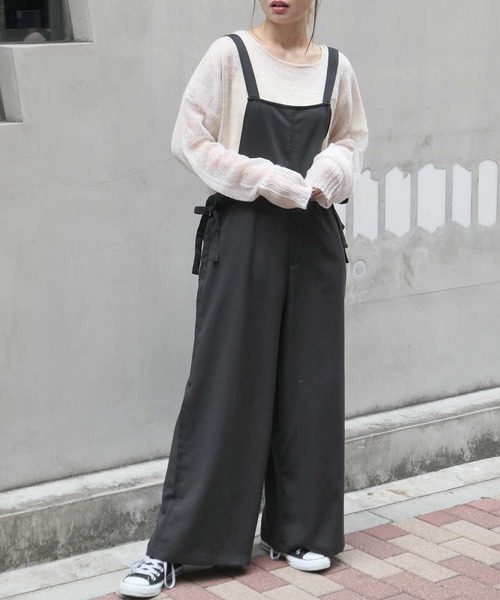 CORNERS（コーナーズ）の「サイドリボンツイルサロペット（サロペット/オーバーオール・レディース・ライトベージュ/ブラック/ベージュ系その他・M）」の2枚目の写真