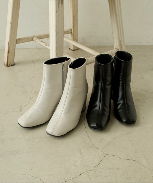 ANGIE（アンジー）の「スクエアトゥショートブーツ（ブーツ・レディース・ブラック/アイボリー・SMALL/MEDIUM/LARGE/X-LARGE）」の4枚目の写真