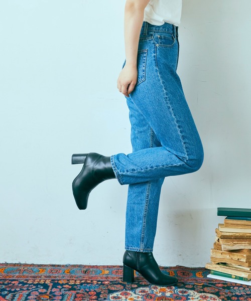 ANGIE（アンジー）の「スクエアトゥショートブーツ（ブーツ・レディース・ブラック/アイボリー・SMALL/MEDIUM/LARGE/X-LARGE）」の17枚目の写真