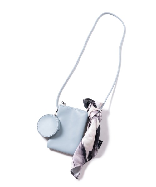 LAYMEE(レイミー)の「Dlory mini bag / ドローリーミニバッグ(ボディバッグ/ウエストポーチ・レディース・ブラック/キャメル/カーキ系/ブルー系・FREE)」の3枚目の写真