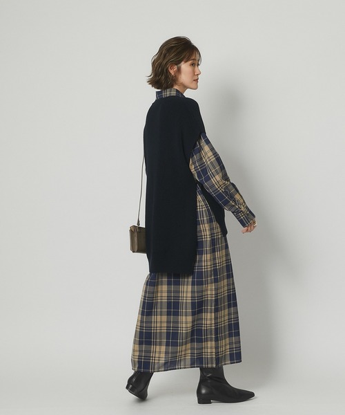 RIVE DROITE(リヴドロワ)の「すっきり美脚見え スクエアトゥロングブーツ(ブーツ・レディース・ブラック/ダークブラウン・23.5/24.5)」の16枚目の写真