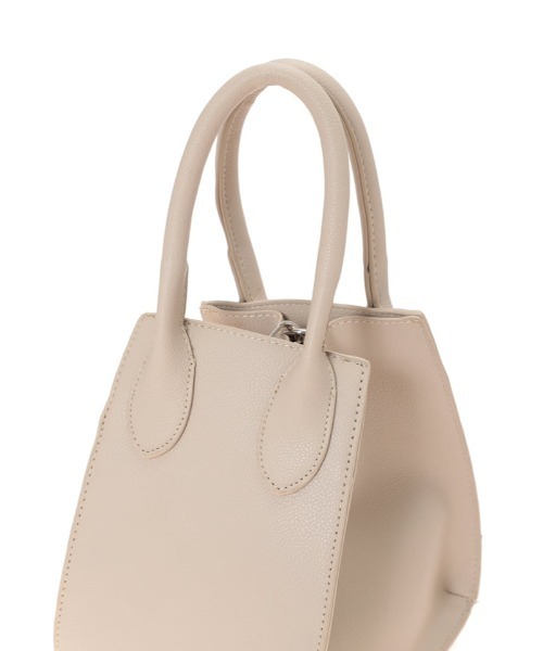 Edit Sheen(エディットシーン)の「ソフトフェイクレザーワイドハンドバッグ(ハンドバッグ・レディース・ブラック/ライトベージュ・FREE)」の6枚目の写真