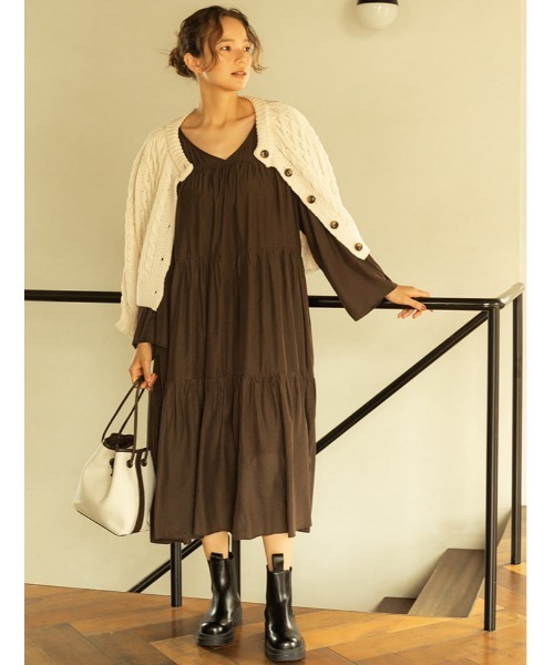 fifth（フィフス）の「Vネックティアードワンピース（ワンピース・レディース・パープル/ブラウン/ブラック・MEDIUM）」の3枚目の写真