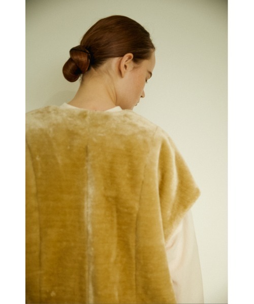 BLACK BY MOUSSY（ブラックバイマウジー）の「eco fur vest(エコファー