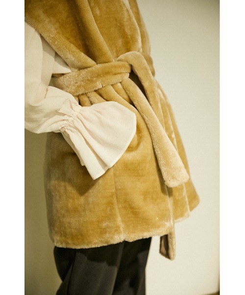 BLACK BY MOUSSY（ブラックバイマウジー）の「eco fur vest(エコファー
