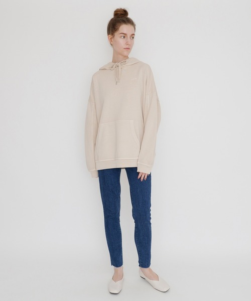 Levi's(リーバイス)の「RIDER フーディー GARMENT DYE(パーカー・レディース・マルチ・S/M/XS/L)」の11枚目の写真