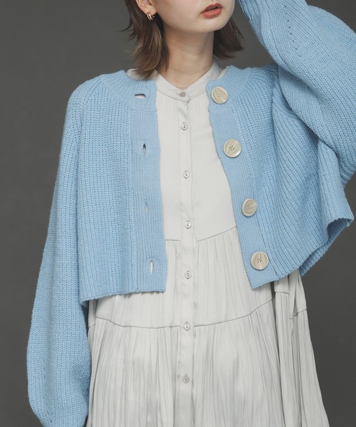 SENSE OF PLACE by URBAN RESEARCH（センスオブプレイスバイアーバンリサーチ）の「ボリュームスリーブショートカーディガン（カーディガン/ボレロ・レディース・ブラック/ライトブラウン/ライトブルー・ONE）」の3枚目の写真
