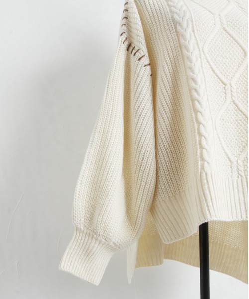 &. NOSTALGIA（アンドドットノスタルジア）の「【ZOZO限定】ハンドステッチケーブルニット（ニット/セーター・レディース・ブラック/アイボリー/モカ・FREE）」の13枚目の写真
