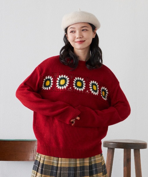 MERLOT（メルロー）の「クロシェSUNNYニット（ニット/セーター・レディース・グリーン/レッド・FREE）」の2枚目の写真