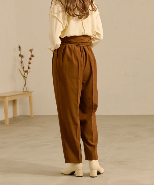 Ambre Neige（アンブルネージュ）の「マルチウェイパンツ／【WEB/EC限定商品】（サロペット/オーバーオール・レディース・ブラック/ダークブラウン/ライトブラウン・FREE）」の6枚目の写真