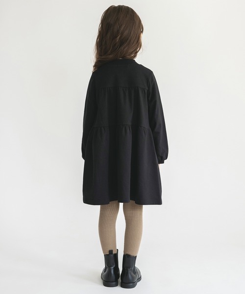 BRANSHES（ブランシェス）の「【WEB限定】ティアードワンピース（ワンピース・キッズ・ブラック/ベージュ/ラベンダー・130/100/150/110/120/140）」の12枚目の写真