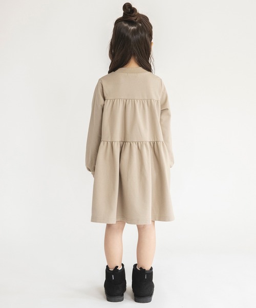 BRANSHES（ブランシェス）の「【WEB限定】ティアードワンピース（ワンピース・キッズ・ブラック/ベージュ/ラベンダー・130/100/150/110/120/140）」の18枚目の写真
