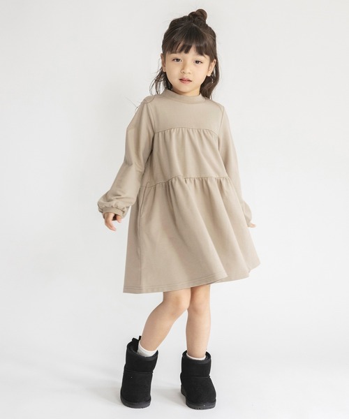 BRANSHES（ブランシェス）の「【WEB限定】ティアードワンピース（ワンピース・キッズ・ブラック/ベージュ/ラベンダー・130/100/150/110/120/140）」の16枚目の写真