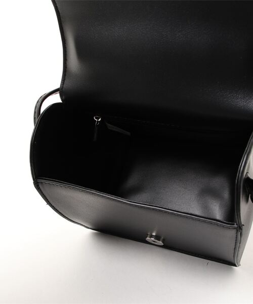 CPCM（シーピーシーエム）の「ボックスミニショルダーバッグ（ショルダーバッグ・レディース・オレンジ/ブラック/アイボリー・FREE）」の6枚目の写真