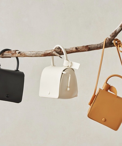 CPCM（シーピーシーエム）の「ボックスミニショルダーバッグ（ショルダーバッグ・レディース・オレンジ/ブラック/アイボリー・FREE）」の2枚目の写真