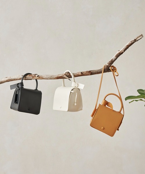 CPCM（シーピーシーエム）の「ボックスミニショルダーバッグ（ショルダーバッグ・レディース・オレンジ/ブラック/アイボリー・FREE）」の3枚目の写真