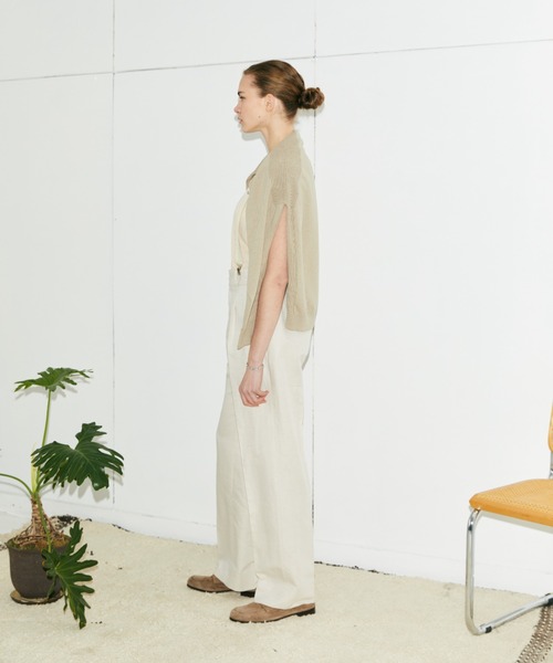 Apartment Three(アパートメントスリー)の「Apartment Three - Linen-Blend Trousers(スラックス・メンズ・ベージュ・1/2)」の4枚目の写真