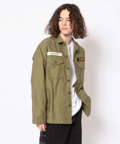 AVIREX(アヴィレックス)の「ユーティリティー シャツ ポスターパッチ / LONG SLEEVE UTILITY SHIRT "POSTER PATCH" / アヴィレックス / AVIREX(シャツ/ブラウス・メンズ・キナリ/ブラック系その他/オリーブ/カモフラージュ・MEDIUM/LARGE/X-LARGE/XX-LARGE)」の16枚目の写真