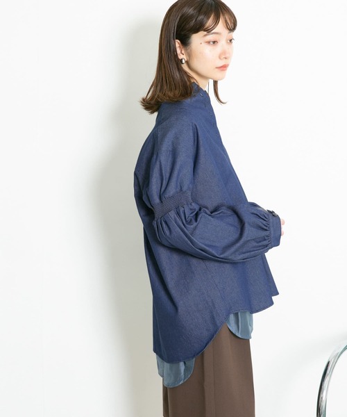 KBF（ケイビーエフ）の「スモッキングデニムブラウス（シャツ/ブラウス・レディース・ブラック/ブルー・ONE）」の14枚目の写真