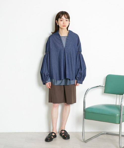 KBF（ケイビーエフ）の「スモッキングデニムブラウス（シャツ/ブラウス・レディース・ブラック/ブルー・ONE）」の15枚目の写真