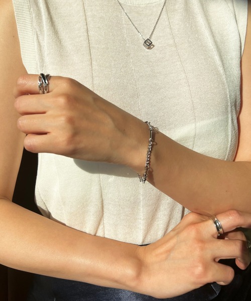 B.R.U（ブル）の「マルチデザインブレスレット（ブレスレット・レディース・シルバー・FREE）」の3枚目の写真