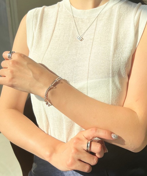 B.R.U（ブル）の「マルチデザインブレスレット（ブレスレット・レディース・シルバー・FREE）」の4枚目の写真