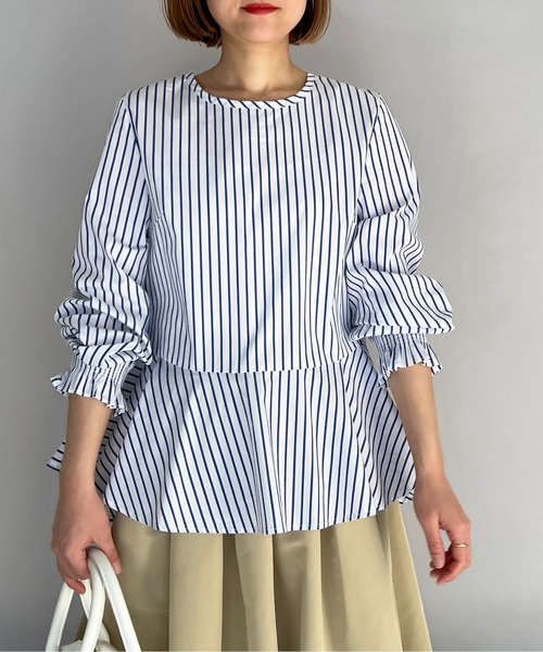 PICCIN（ピッチン）の「袖シャーリング裾フレアブラウス（シャツ/ブラウス・レディース・ネイビー/ホワイト系その他/ブルー系その他・M）」の19枚目の写真