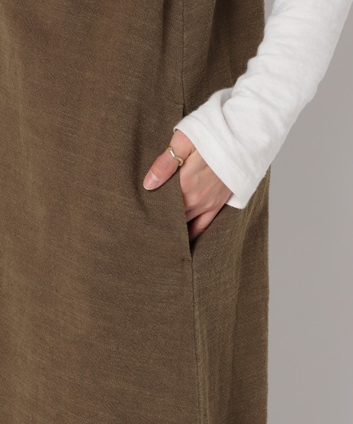 JOURNAL STANDARD relume(ジャーナルスタンダード レリューム)の「リネンコットンカットオフVネックワンピース(ワンピース・レディース・カーキ・FREE)」の12枚目の写真