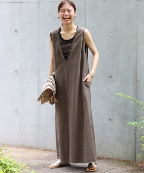 JOURNAL STANDARD relume(ジャーナルスタンダード レリューム)の「リネンコットンカットオフVネックワンピース(ワンピース・レディース・カーキ・FREE)」の16枚目の写真