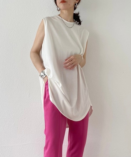 wee9s（ウィークス）の「CHIRARISM tank top / レイヤードにもってこいなチラリズムタンクトップ（タンクトップ・レディース・ブラック/グリーン/アイボリー/グレー・FREE/SHORT）」の11枚目の写真