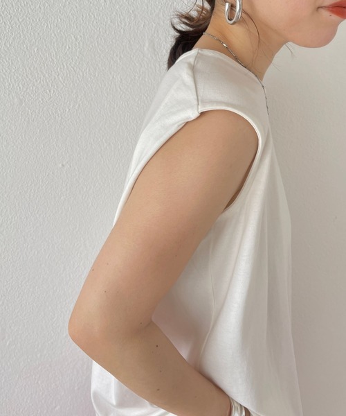 wee9s（ウィークス）の「CHIRARISM tank top / レイヤードにもってこいなチラリズムタンクトップ（タンクトップ・レディース・ブラック/グリーン/アイボリー/グレー・FREE/SHORT）」の15枚目の写真