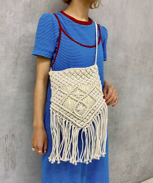 CIAOPANIC（チャオパニック）の「マクラメ編みショルダーバッグ（ショルダーバッグ・レディース・ホワイト/キャメル・FREE）」の2枚目の写真