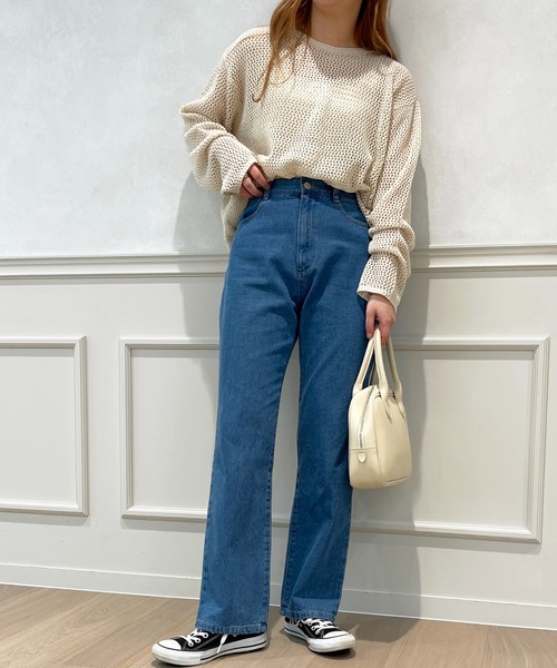 apres jour（アプレジュール）の「ハイウエストスリムストレートパンツ【ZOZOTOWN限定アイテム】（デニムパンツ・レディース・ダークブルー/オフホワイト/ブルー・MEDIUM/X-LARGE/LARGE/SMALL）」の2枚目の写真