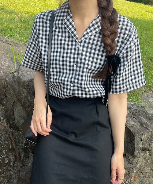 LAUIR（ラウアー）の「ギンガムチェック半袖シャツ（シャツ/ブラウス・レディース・ブラック/ベージュ/レッド/ブルー・MEDIUM/X-LARGE/LARGE）」の18枚目の写真