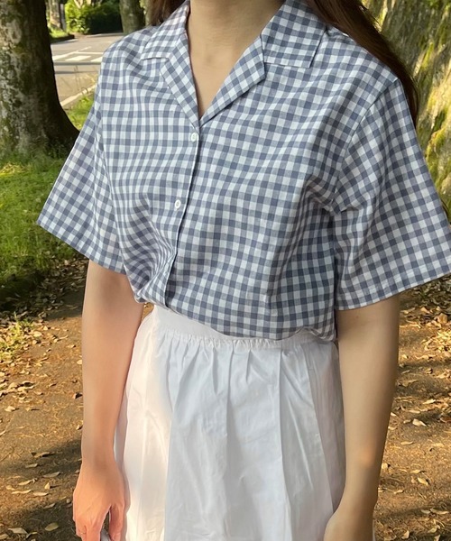 LAUIR（ラウアー）の「ギンガムチェック半袖シャツ（シャツ/ブラウス・レディース・ブラック/ベージュ/レッド/ブルー・MEDIUM/X-LARGE/LARGE）」の22枚目の写真