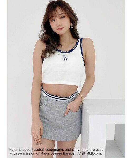 GYDA(ジェイダ)の「GYDA×MLBロゴバインダーデザインビスチェ(タンクトップ・レディース・チャコールグレー/ベージュ/オフホワイト・FREE)」の12枚目の写真