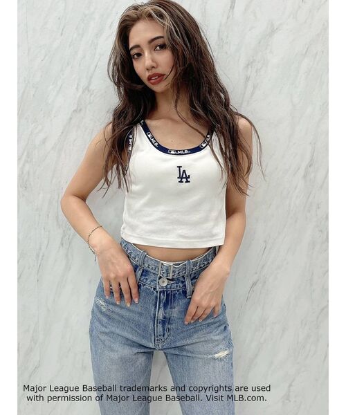 GYDA(ジェイダ)の「GYDA×MLBロゴバインダーデザインビスチェ(タンクトップ・レディース・チャコールグレー/ベージュ/オフホワイト・FREE)」の21枚目の写真