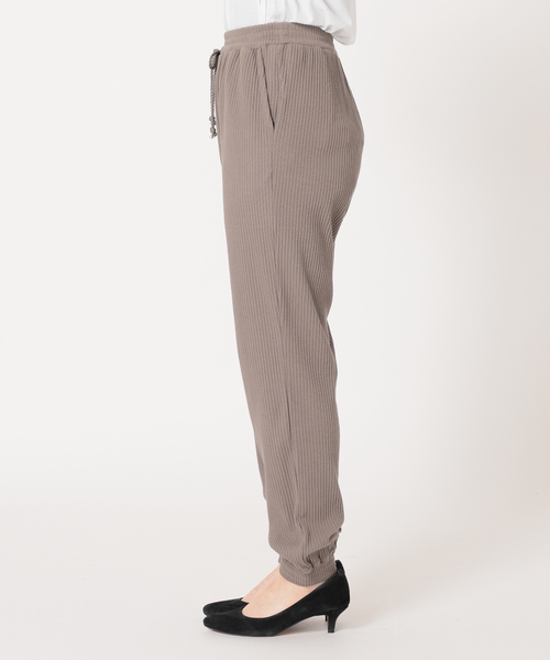 SLOBE IENA(スローブイエナ)の「プリーツリブイージーパンツ(その他パンツ・レディース・チャコールグレー/ブラック・FREE)」の18枚目の写真