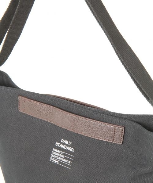 RAGEBLUE（レイジブルー）の「＜3WAY仕様＞キャンバスショルダーバッグ/561182（ショルダーバッグ・メンズ・オリーブ/ネイビー/ホワイト/ブラック・FREE）」の6枚目の写真