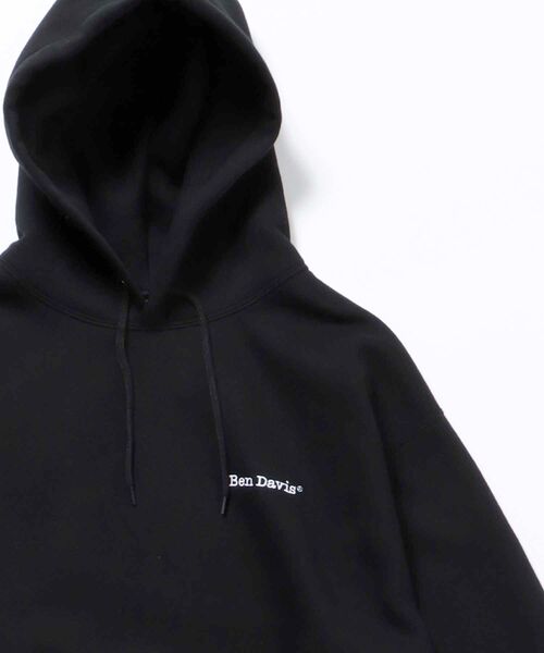 BEN DAVIS/WHITE LABEL（ベンデイビス ホワイトラベル）の「【BEN DAVIS(ベンデイビス)】HEAVY SWEAT HOODIE / ヘビーウェイト 裏起毛 ワンポイント刺繍 パーカー（パーカー・メンズ・ブラック/ダークブラウン/ネイビー/グレー/レッド/イエロー/ブルー/ブルーグレー/モカ/グリーン系その他・MEDIUM/LARGE/X-LARGE）」の2枚目の写真