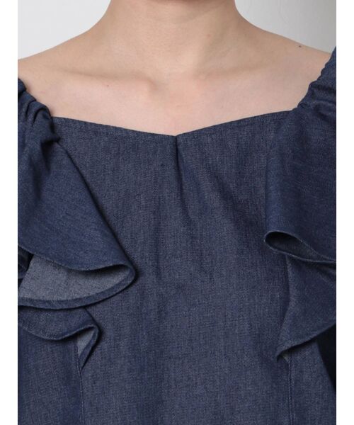 CALNAMUR（カルナムール）の「デニム風フリルブラウス（シャツ/ブラウス・レディース・インディゴブルー/ブラック・FREE）」の11枚目の写真