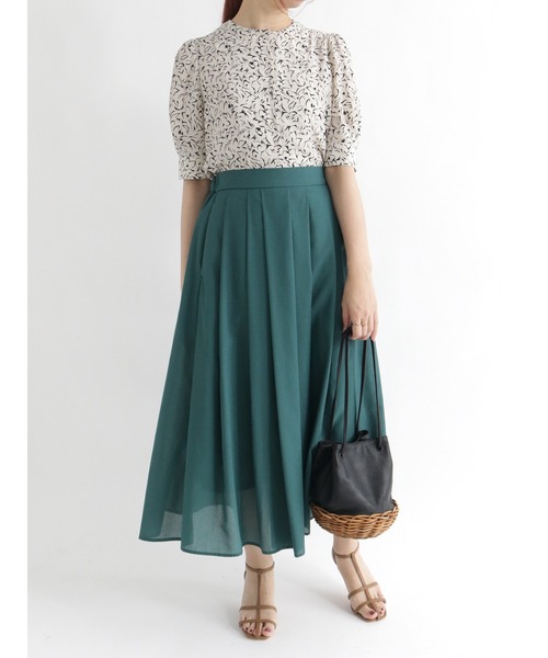 Te chichi(テチチ)の「デシンラインアートプリントブラウス(シャツ/ブラウス・レディース・ベージュ/ネイビー/グリーン・フリ-)」の22枚目の写真