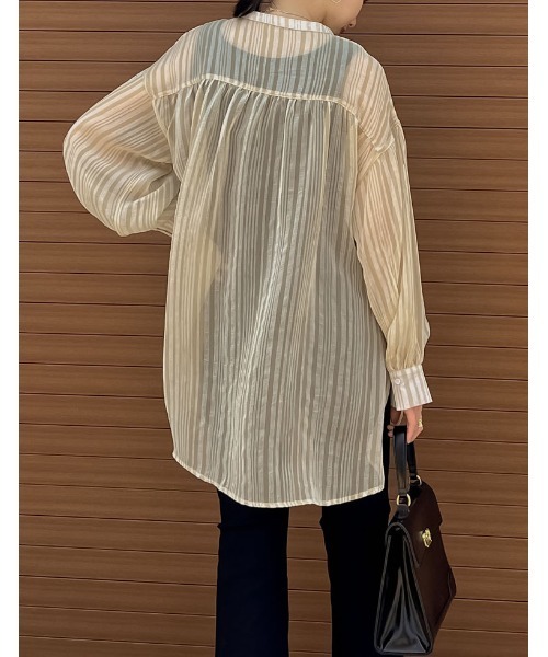 Re:EDIT（リエディ）の「[2022A/W COLLECTION]シアーストライプマオカラーシャツ（シャツ/ブラウス・レディース・ベージュ/ホワイト・LARGE/MEDIUM）」の16枚目の写真