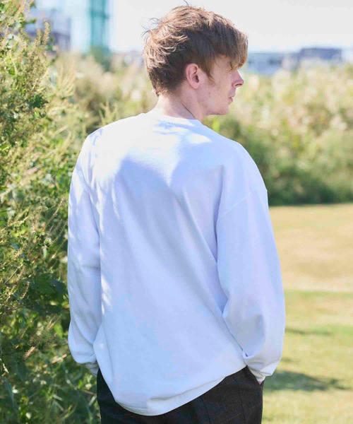 United Athle(ユナイテッドアスレ)の「9.1オンス マグナムウェイト ビッグシルエット ロングスリーブ Tシャツ(2.1インチリブ)442201(Tシャツ/カットソー・メンズ・ホワイト/ブラック/グレー/カーキ・LARGE/X-LARGE)」の12枚目の写真
